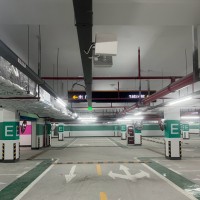 南京道路劃線 地下車庫停車場標(biāo)線、停車位標(biāo)線劃線