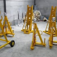 帶剎車(chē)式放線(xiàn)支架 液壓張力導(dǎo)線(xiàn)支架