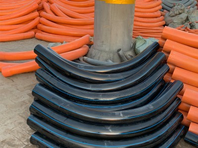 河北廠家供應 PE電力管彎頭 45度90度月牙彎 量大價優(yōu)